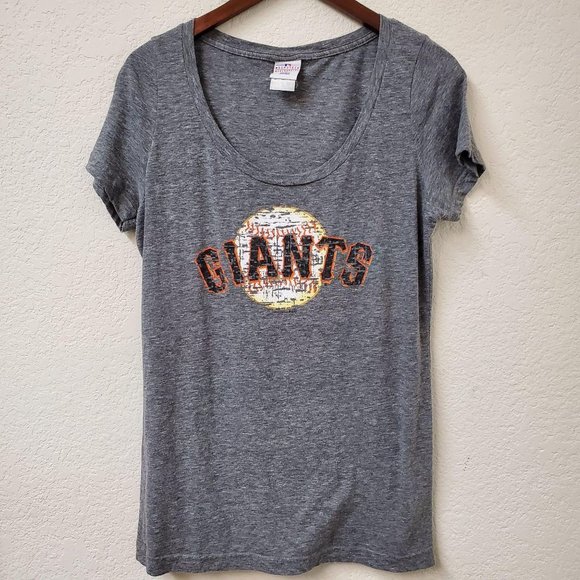 Genuine Merchandise Tops - Genuine Merchandise San Francisco Giants Baseball